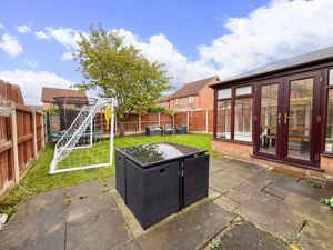 Photo 16- click for photo gallery